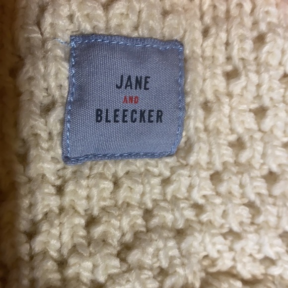 Jane and Bleecker Lamb Socks - Picture 3 of 5